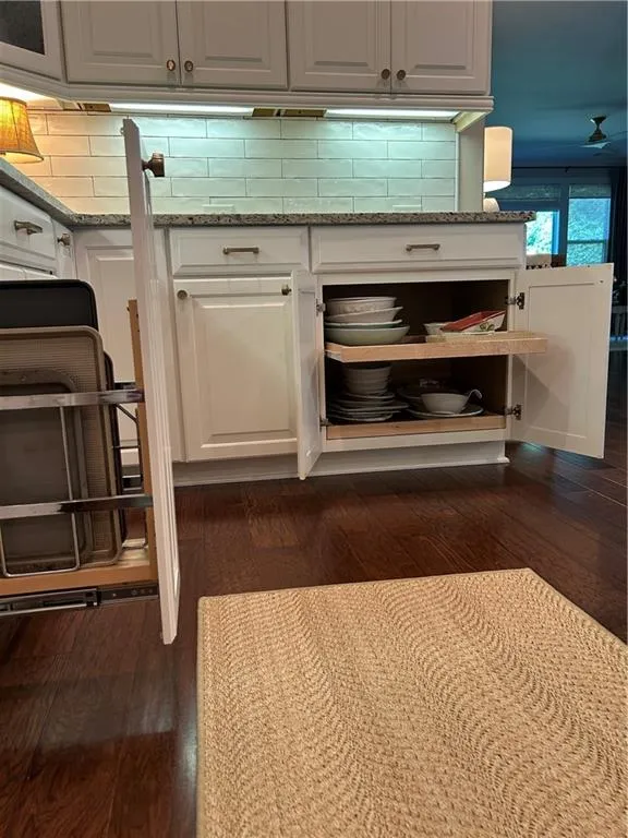 Woodstock, Georgia 30188, United States, 4 Bedrooms Bedrooms, ,4 BathroomsBathrooms,Residential,Active,180937