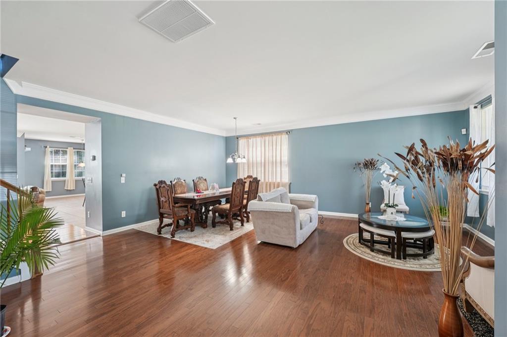 3058 Parkland View