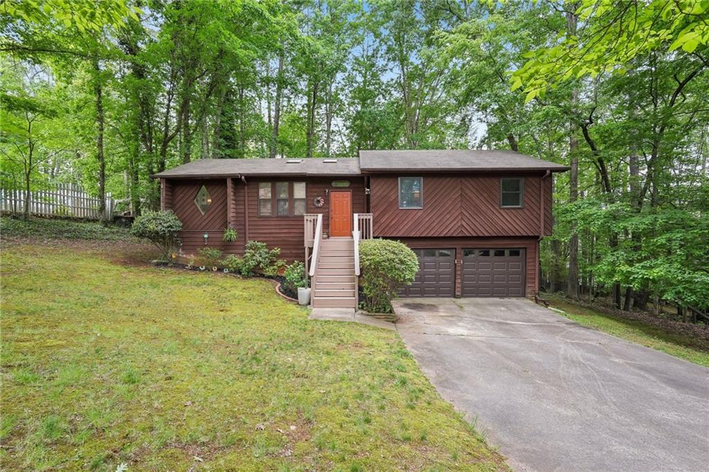 3679 Regent Drive, Kennesaw, Georgia image 2