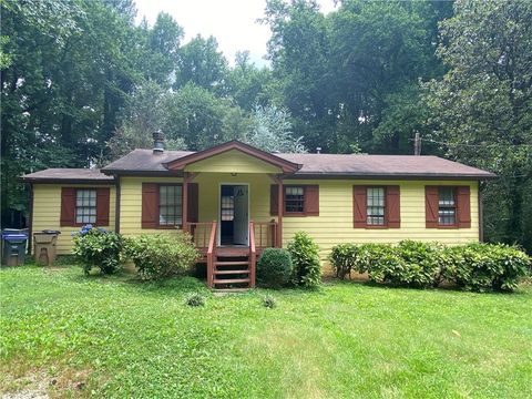Photo of 207 Hood Road NW, Lilburn, GA 30047 (MLS # 7757538)