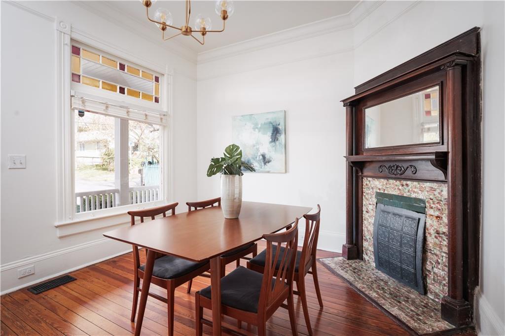 84 Chester Avenue SE
