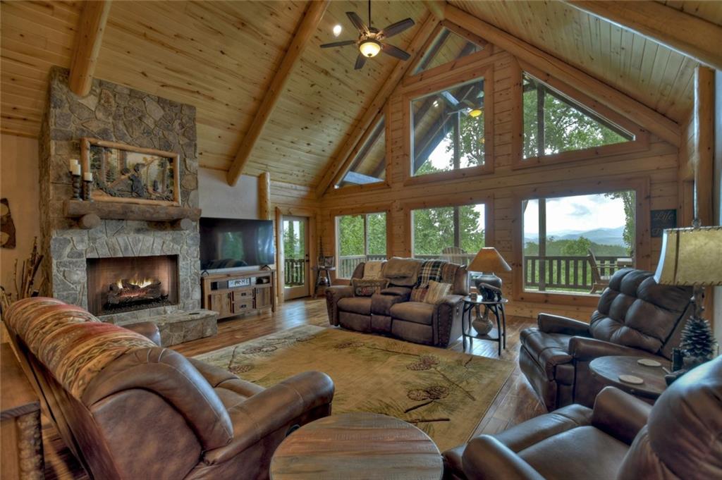 Greystone Pointe - Residential