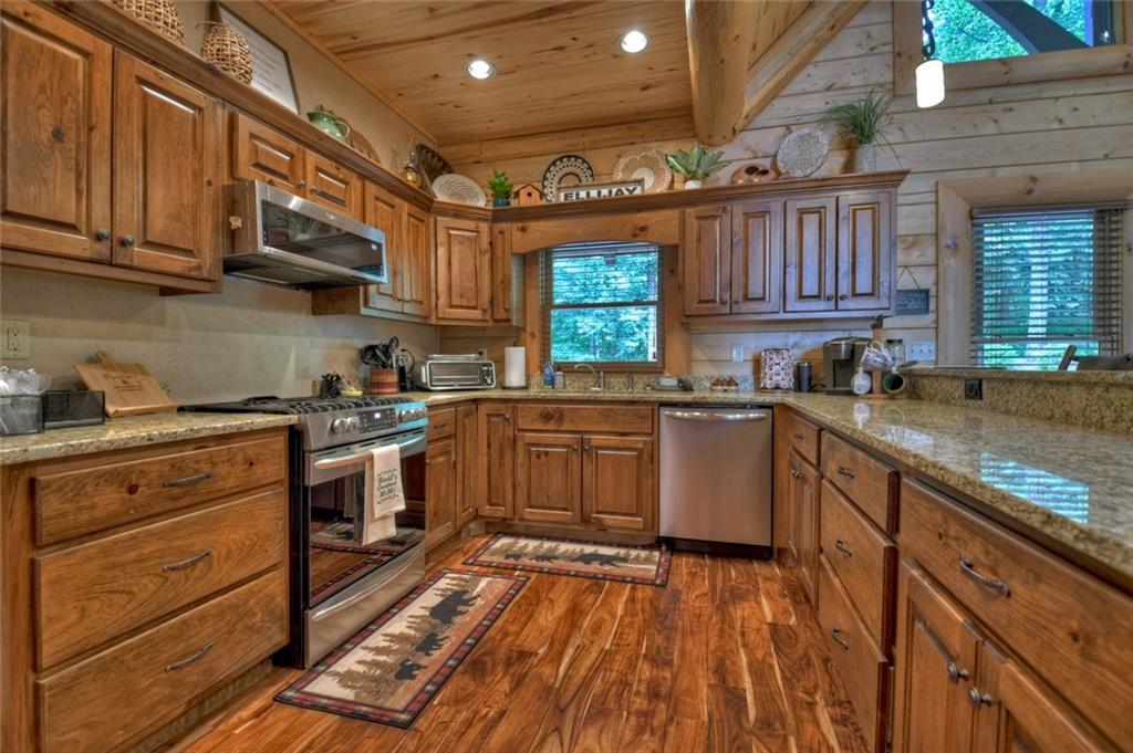 Greystone Pointe - Residential