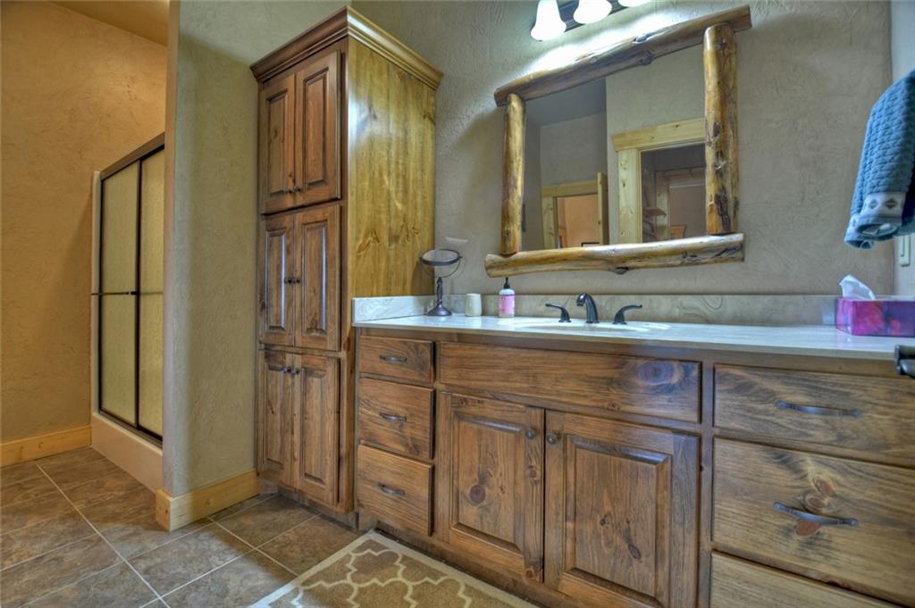 Greystone Pointe - Residential