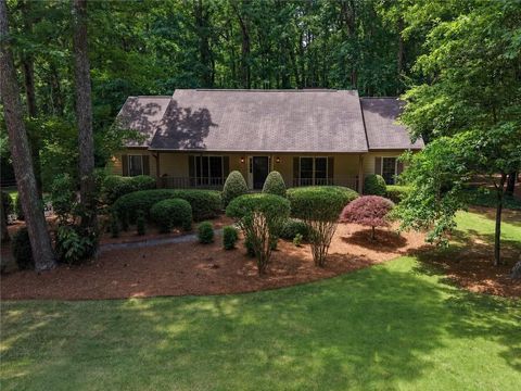Homes For Sale - 2737 Hearthstone Circle<br/> Marietta, GA 30062