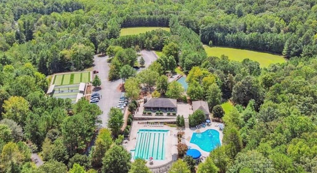 Big Canoe, Georgia, 30143, United States, 5 Bedrooms Bedrooms, ,5 BathroomsBathrooms,Residential,Active,2041675