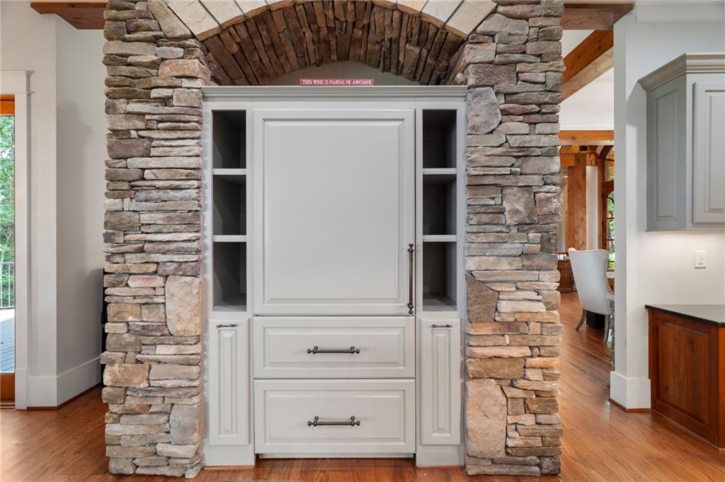 Big Canoe, Georgia, 30143, United States, 5 Bedrooms Bedrooms, ,5 BathroomsBathrooms,Residential,Active,2041675