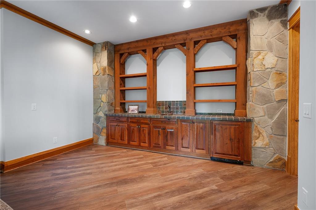 Big Canoe, Georgia, 30143, United States, 5 Bedrooms Bedrooms, ,5 BathroomsBathrooms,Residential,Active,2041675