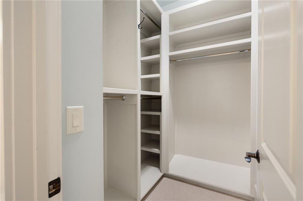 Big Canoe, Georgia, 30143, United States, 5 Bedrooms Bedrooms, ,5 BathroomsBathrooms,Residential,Active,2041675