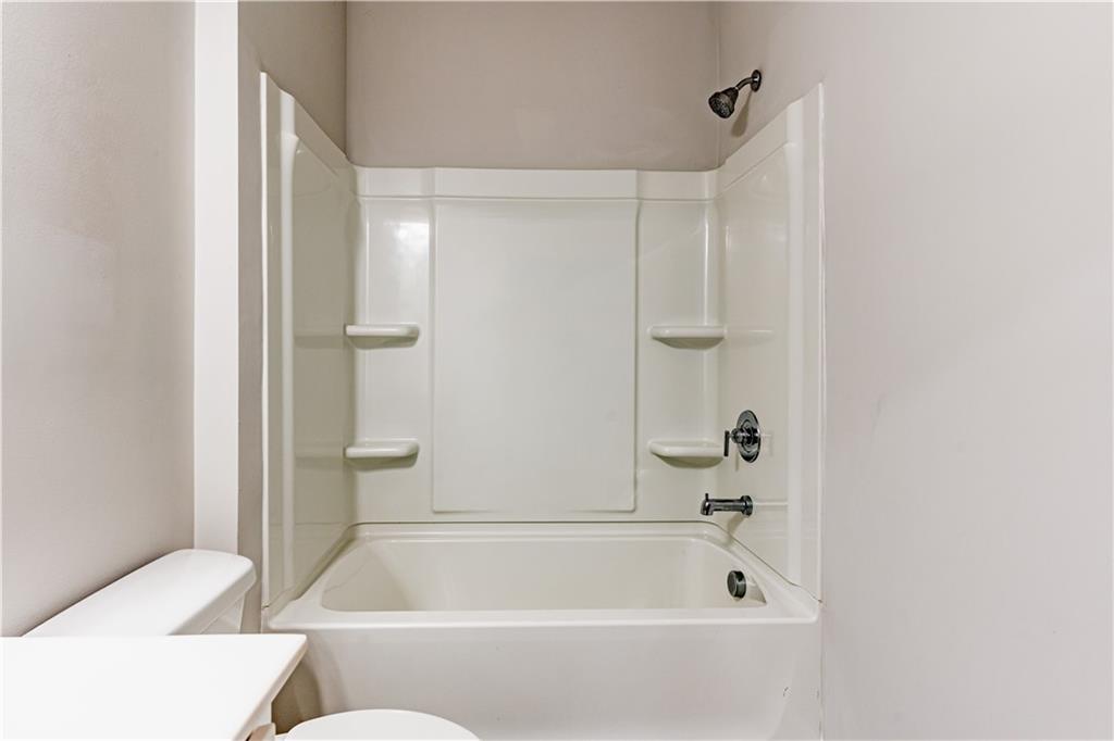 3681 Deaton Trail, Buford, Georgia image 42
