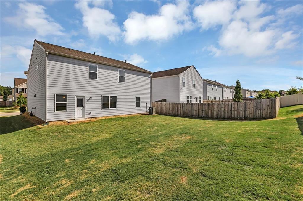 816 ROYAL RED Court
