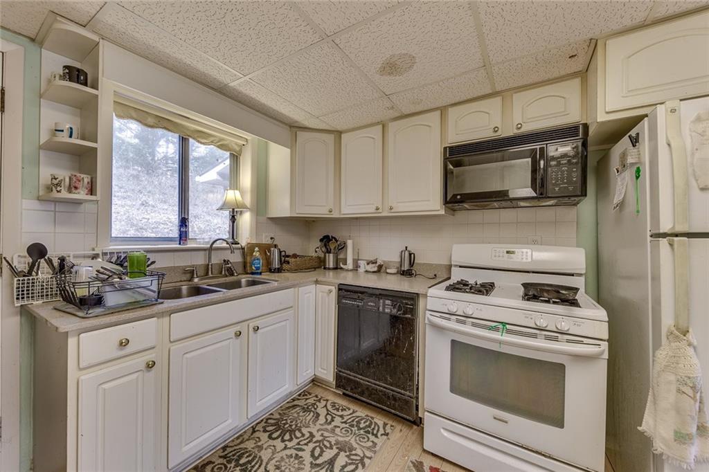 1036 Wooten Lake Road NW