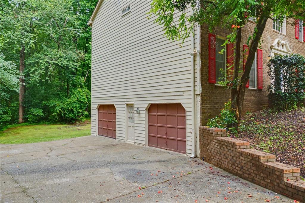 140 Millwood Lane