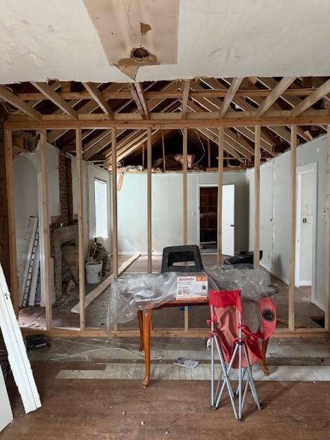 717 Washington Avenue NE