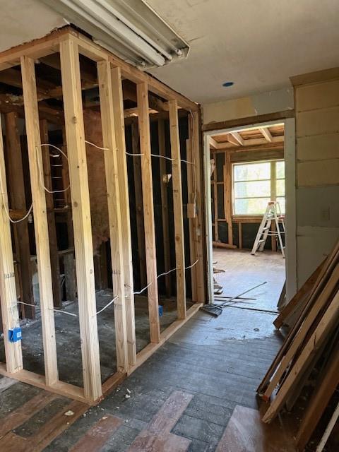 717 Washington Avenue NE