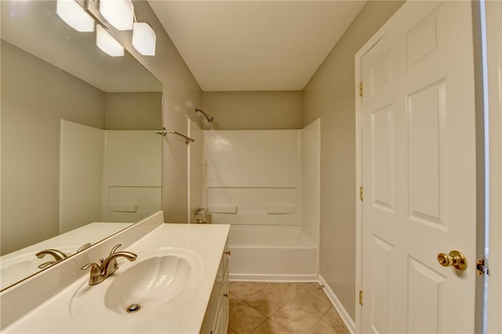 3938 Stillwater Drive, Duluth, Georgia image 31