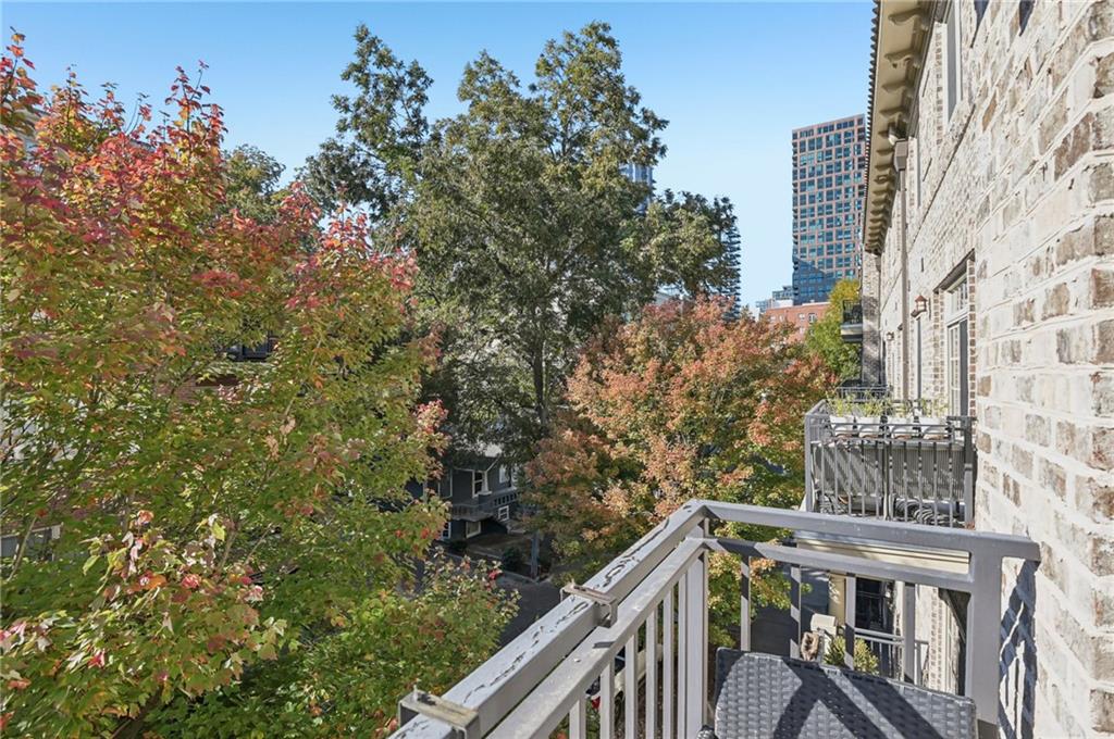 Piedmont Crest Condos - Residential