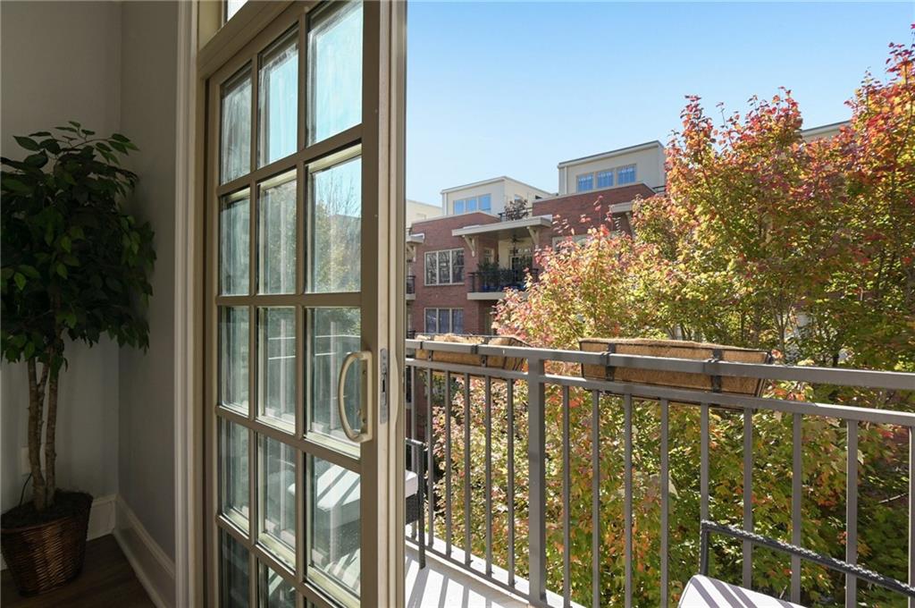 Piedmont Crest Condos - Residential