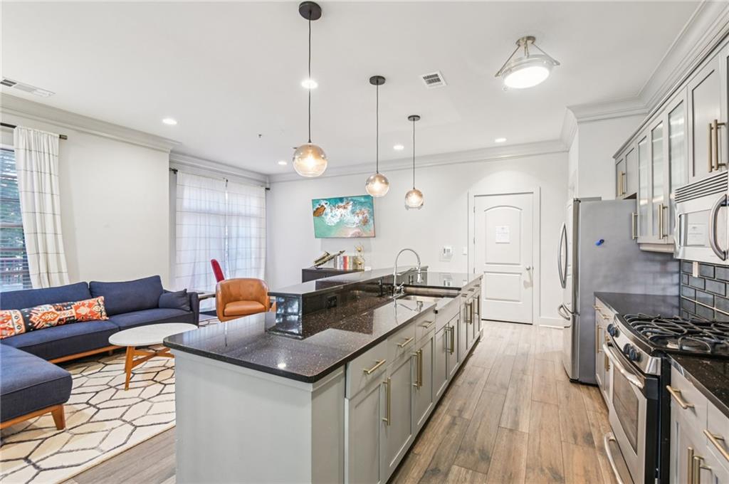 Piedmont Crest Condos - Residential