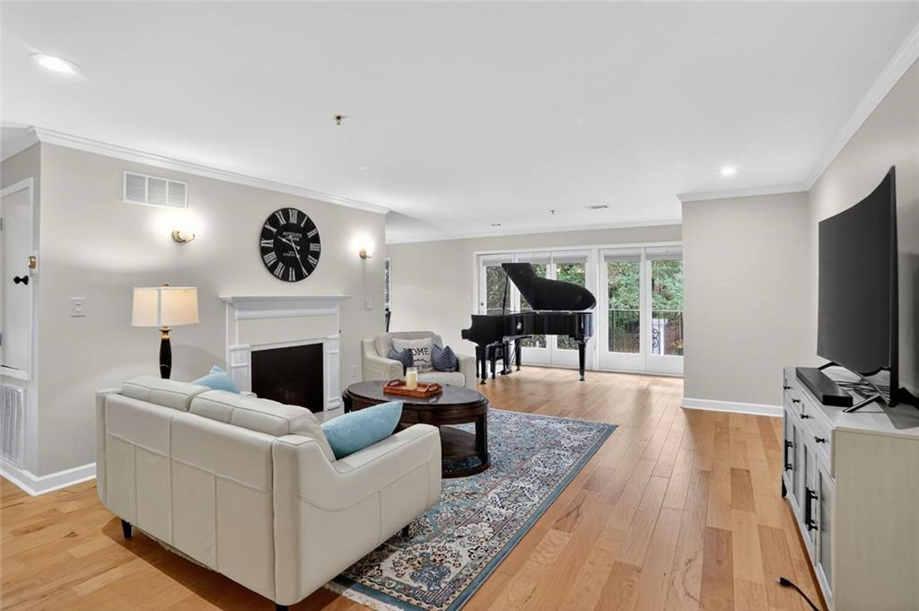 3201 Lenox Road NE 13