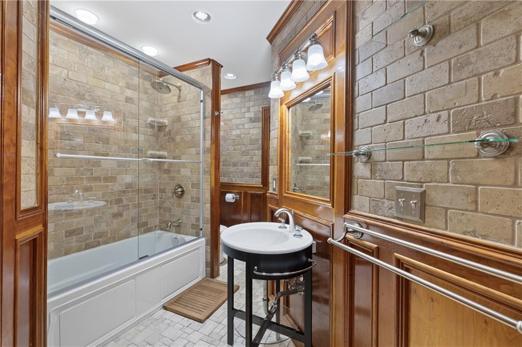 Montclair - Residential