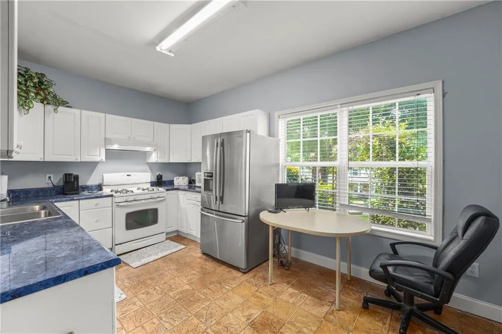 Woodstock, Georgia 30189, United States, 4 Bedrooms Bedrooms, ,3 BathroomsBathrooms,Residential,Active,144643