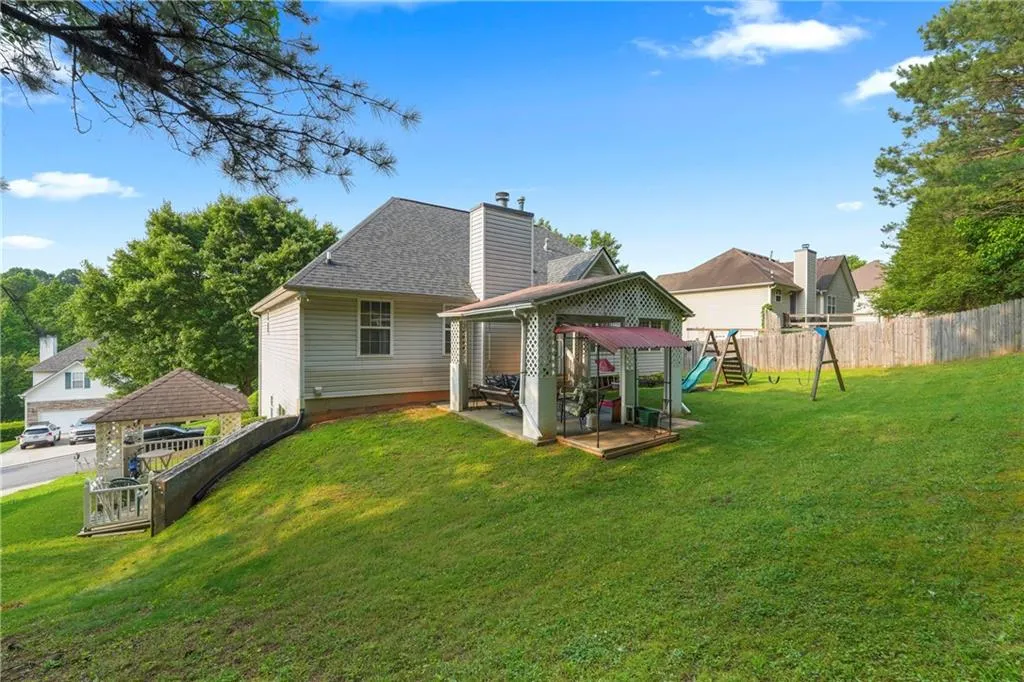 Woodstock, Georgia 30189, United States, 4 Bedrooms Bedrooms, ,3 BathroomsBathrooms,Residential,Active,144643