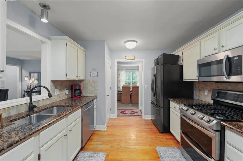 Woodstock, Georgia 30189, United States, 4 Bedrooms Bedrooms, ,3 BathroomsBathrooms,Residential,Active,144643