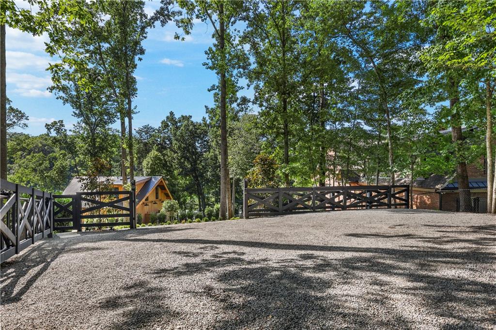 6011 Blackberry Lane