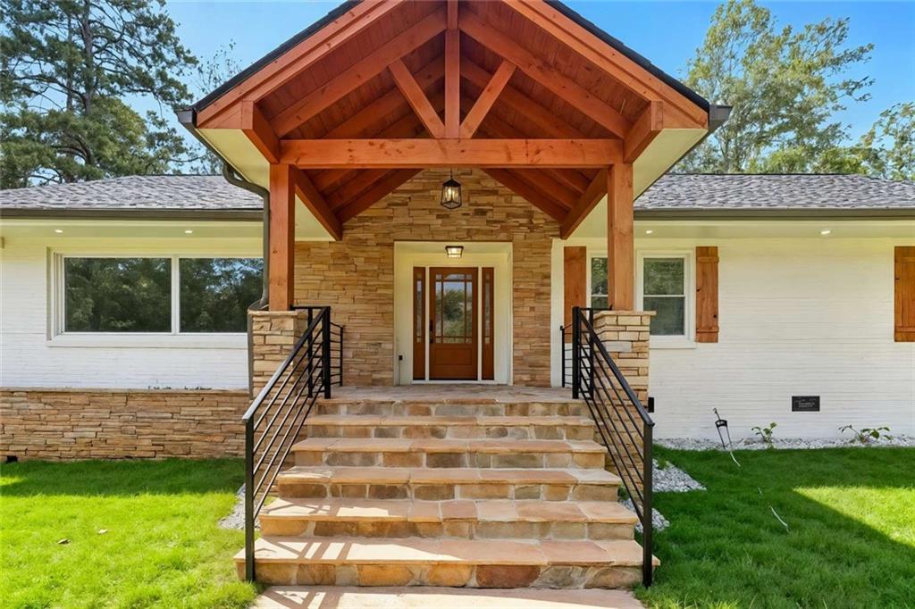 2304 Rugby Lane