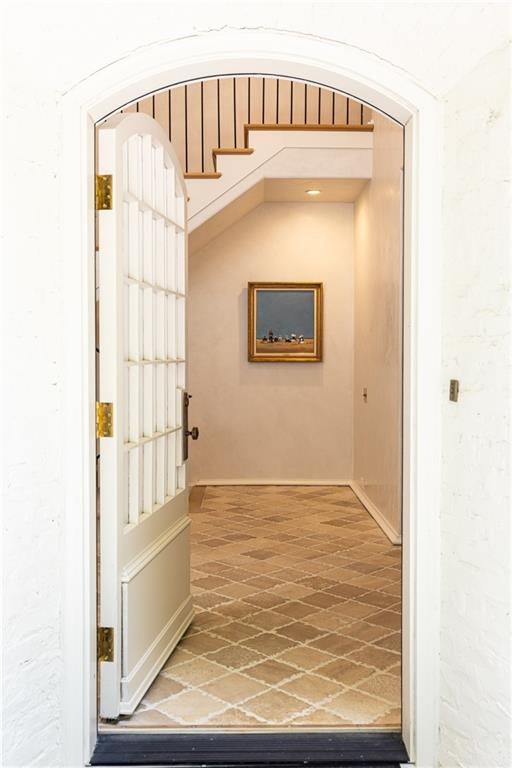 300 Blackland Road NW