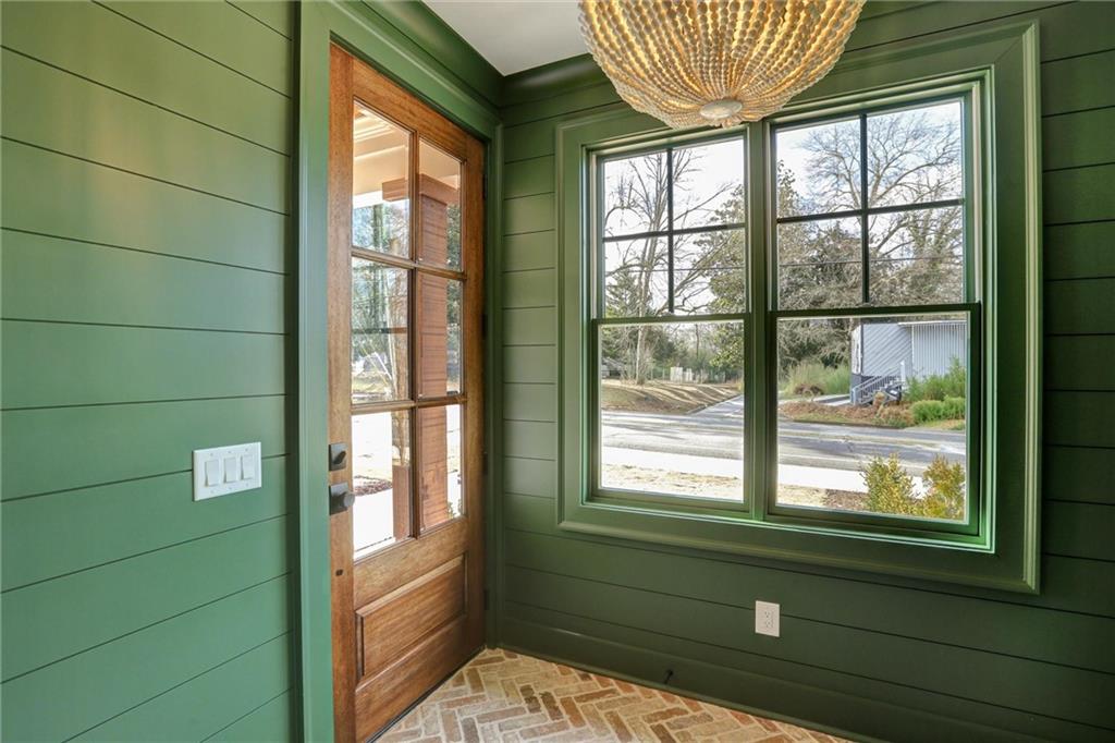 720 NW Bradford Street