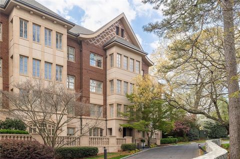 Condo For Sale - 1717 N Decatur Road #114<br/> Atlanta, GA 30307