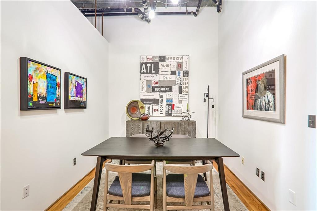 3235 Roswell Road NE 919