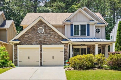 Homes For Sale - 70 Moonlit Trail<br/> Dallas, GA 30132