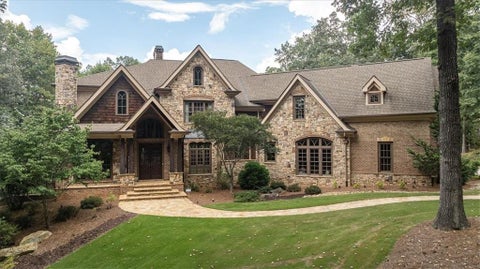 Homes For Sale - 1011 Highgrove Drive<br/> Monroe, GA 30655