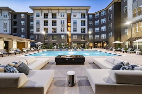 Apartment For Rent - 501 W Waugh Street #A1<br/> Dalton, GA 30720