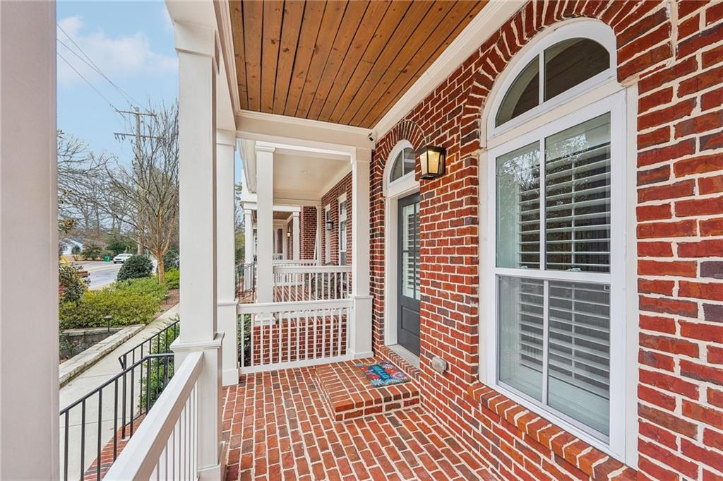 639 Brennan Drive, Decatur, Georgia image 3