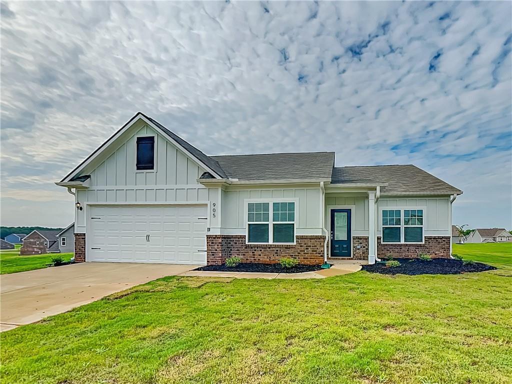 Newer build (2024) 4 bed 2 bath home with a 2 car garage. Experience the epitome of comfort and style. Prepare to be impressed by the expansive, chef-ready kitchen adorned with high-end upgrades like gleaming stainless steel appliances, sophisticated granite countertops, and an undermount sink - your dream space for cooking up culinary delights.
The formal dining room is a host's dream, offering the perfect space for entertaining guests or dinners. The generously-sized living room creates a welcoming atmosphere for relaxation and leisurely lounging.
Retreat to the luxurious master suite, boasting an en-suite bathroom and a sizeable walk-in closet, where you can indulge in some me-time. Three additional well-proportioned bedrooms offer plenty of living space for everyone.
This home effortlessly blends spaciousness with elegant design, making it ideally suited to become your dream dwelling. Don't miss out on calling this place "home".
Located South of Atlanta in Locust Grove, this beautiful and peaceful community offers with numerous report style amenities: A clubhouse, tennis court, multipurpose sports field, a splash pad, picnic pavilion, and walking trails
This property is eligible for deposit alternative coverage in lieu of a security deposit. Eligibility requirements apply. For details and enrollment, please contact our leasing team and enjoy a deposit-free renting experience!
Specialized Property Management residents are enrolled in the Resident Benefits Package (RBP) for $42.00/month which includes tenant legal liability insurance, HVAC air filter delivery (for applicable properties), credit reporting, renter rewards program, and much more!
