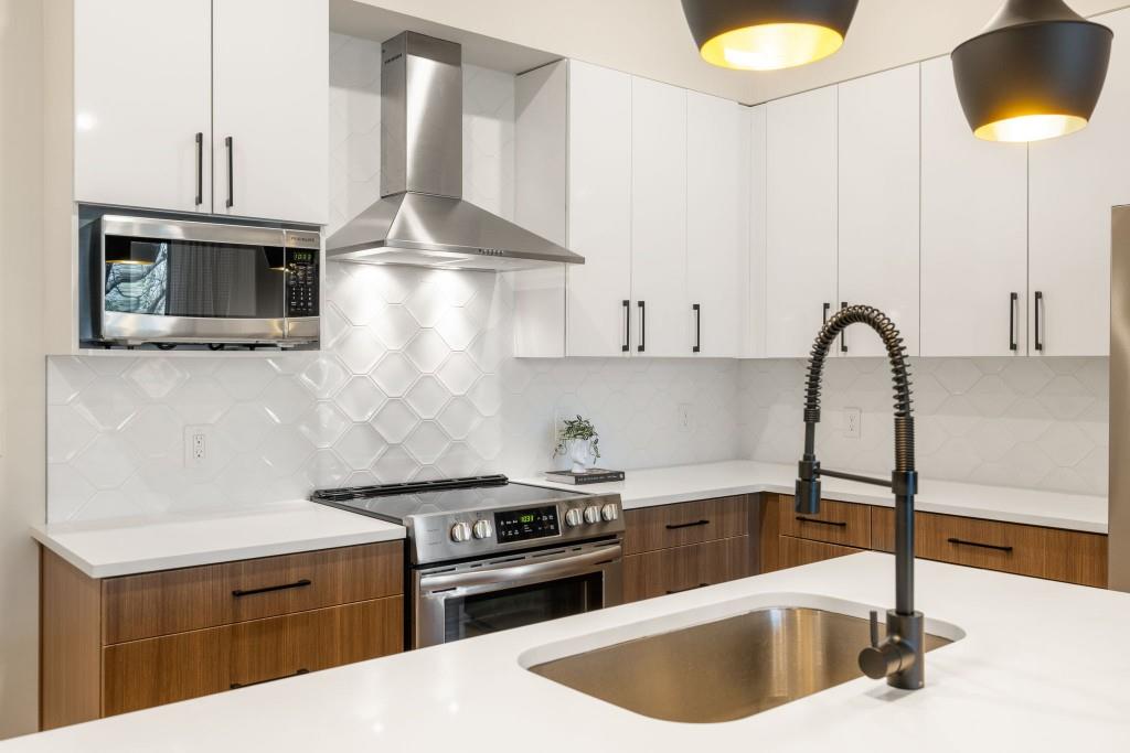 112 Rogers Street NE 205