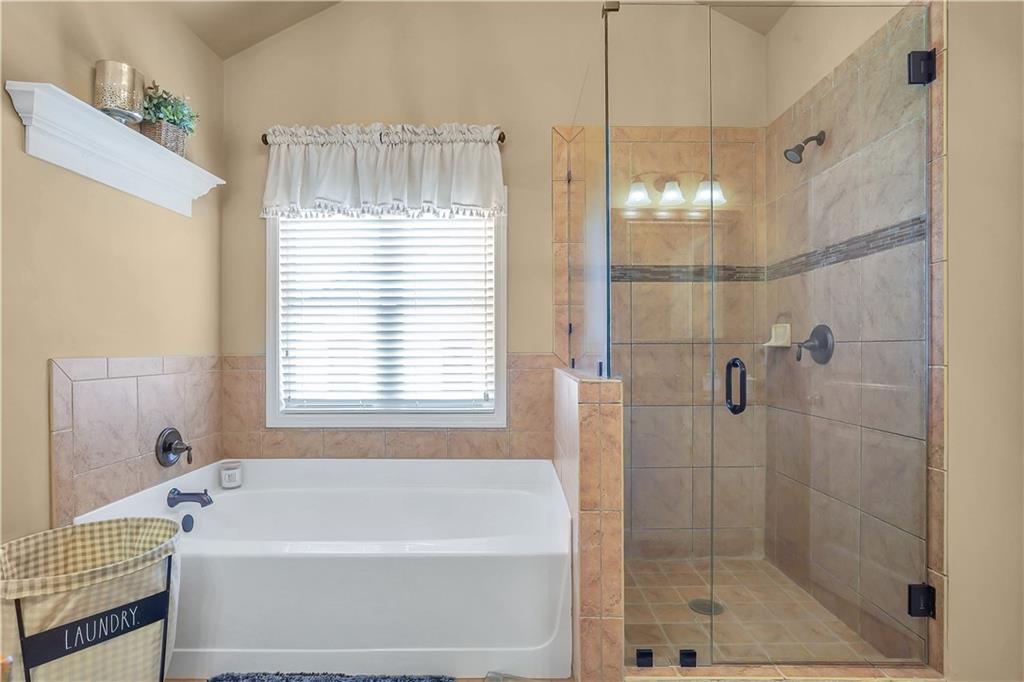 5310 Chestnut Drive, Cumming, Georgia image 17