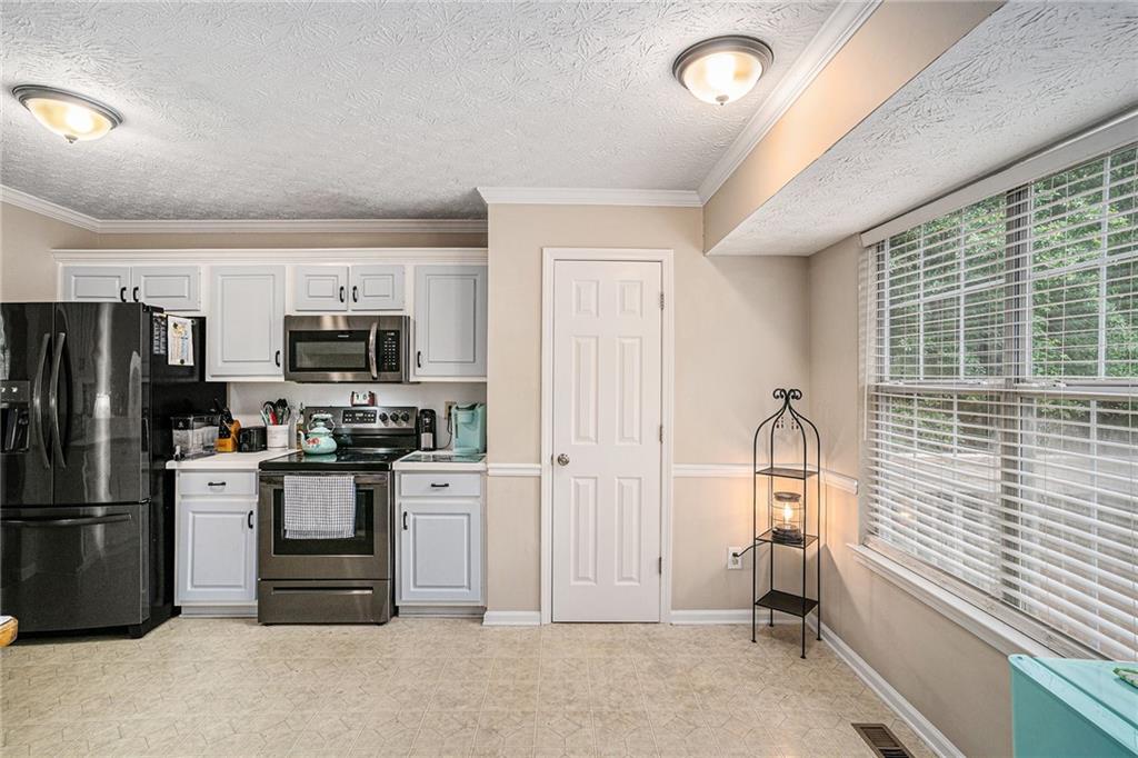 300 Alcovy Way, Covington, Georgia image 10