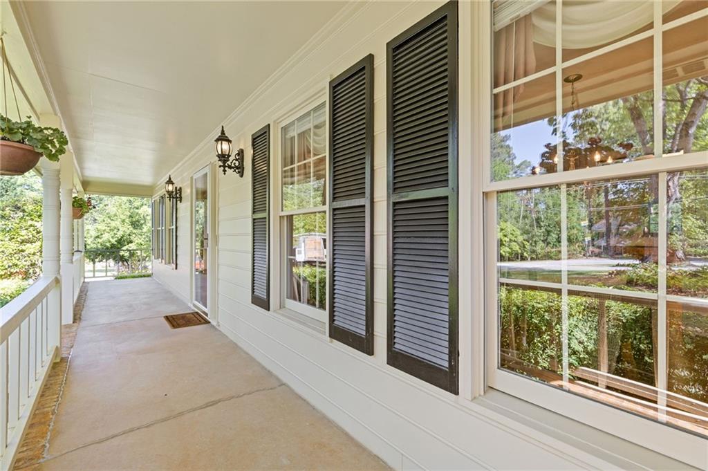 3527 Starwood Trail, Lilburn, Georgia image 10