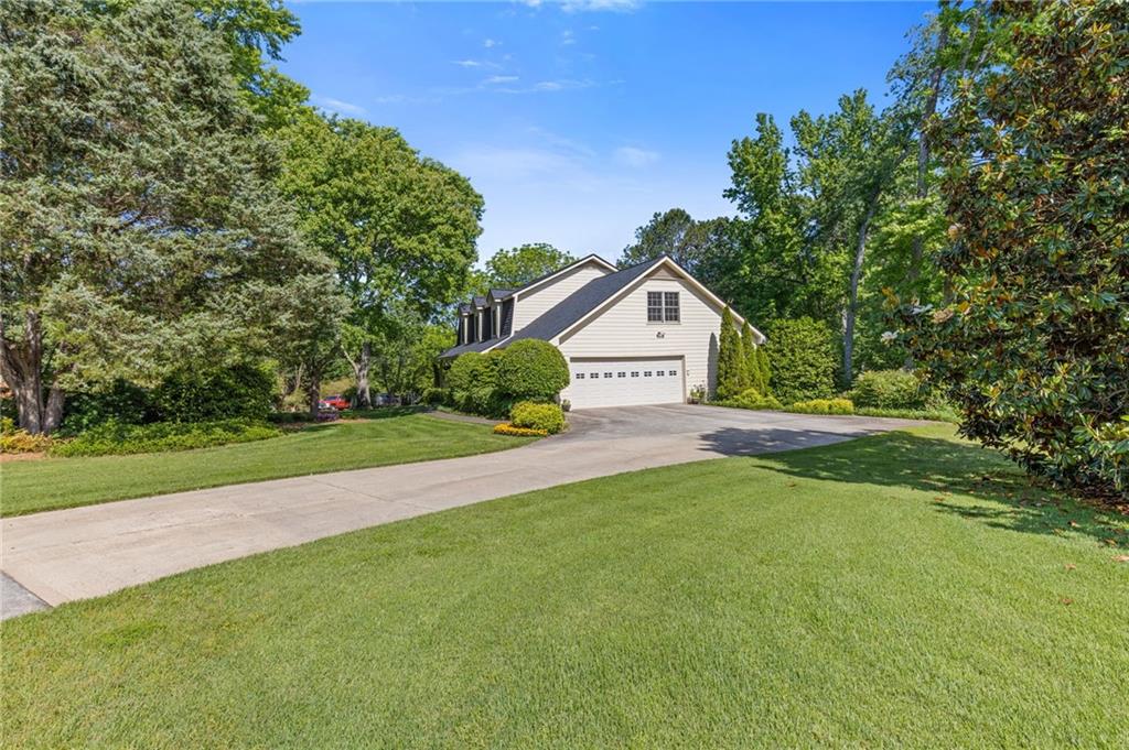3527 Starwood Trail, Lilburn, Georgia image 7
