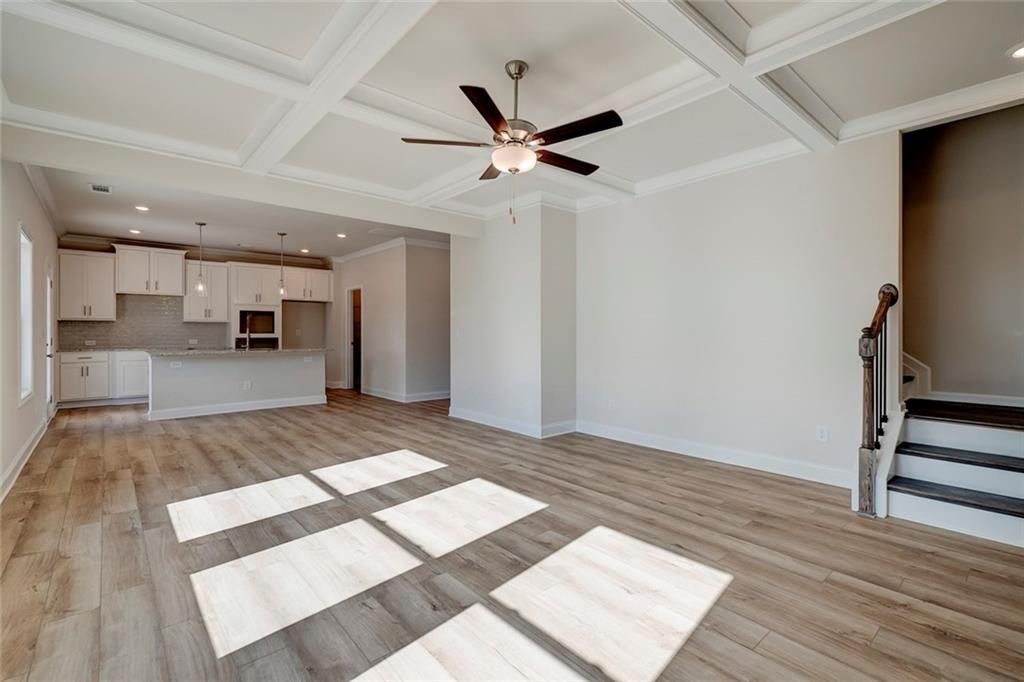 502 Clayborne Way