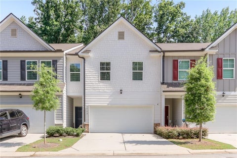 Townhouse For Sale - 4543 Ashbrooke Trace<br/> Stone Mountain, GA 30083