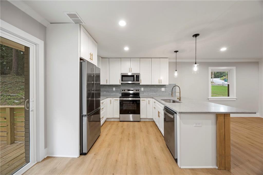 3519 Larkspur Terrace