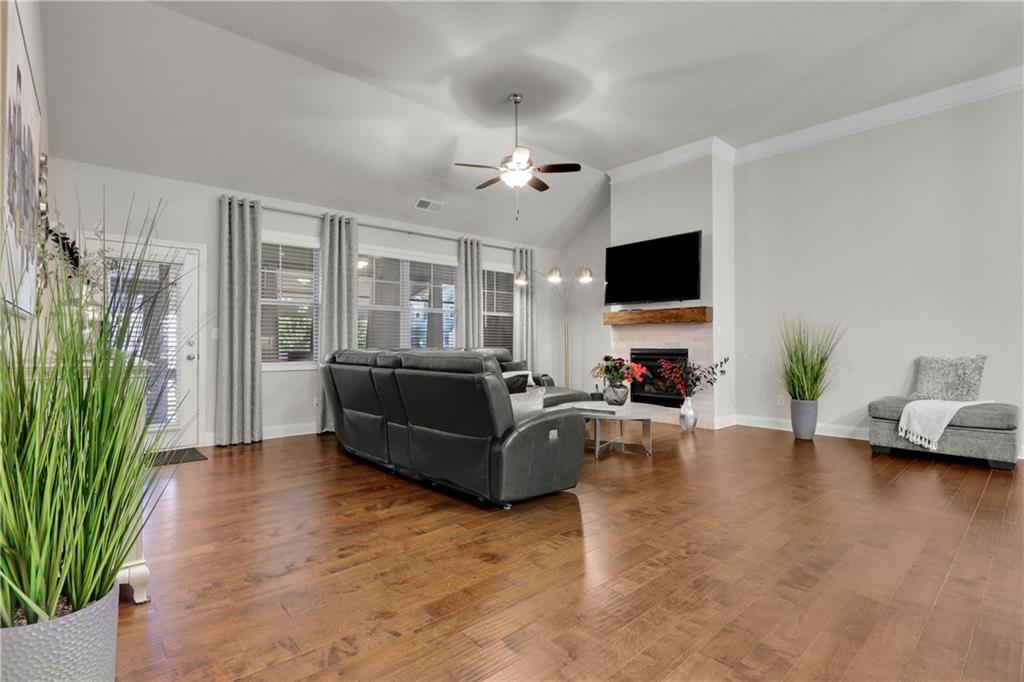 3848 Heirloom Loop Court