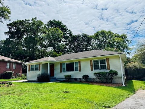 Photo of 2491 Pasadena Place SE, Smyrna, GA 30080 (MLS # 7573578)