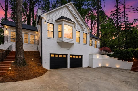 Homes For Sale - 7170 Riverside Drive<br/> Atlanta, GA 30328